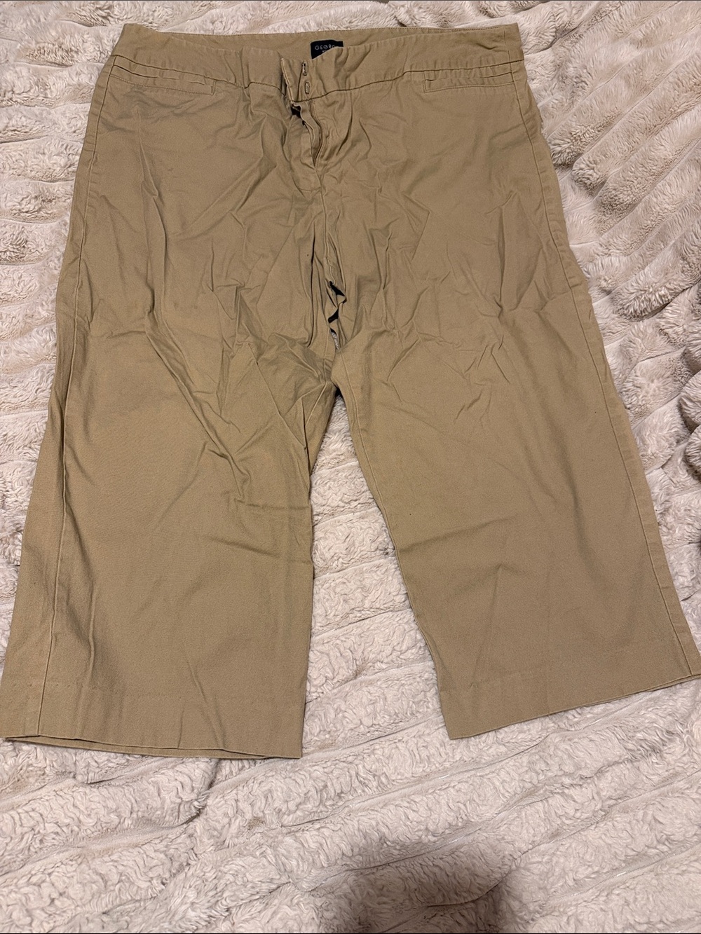 George Khaki Crop Pants with Clean Front
